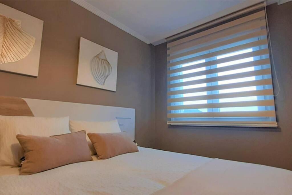 Appartamento Apartamento Playa Foz Con Piscina Y Parking 010 Esterno foto