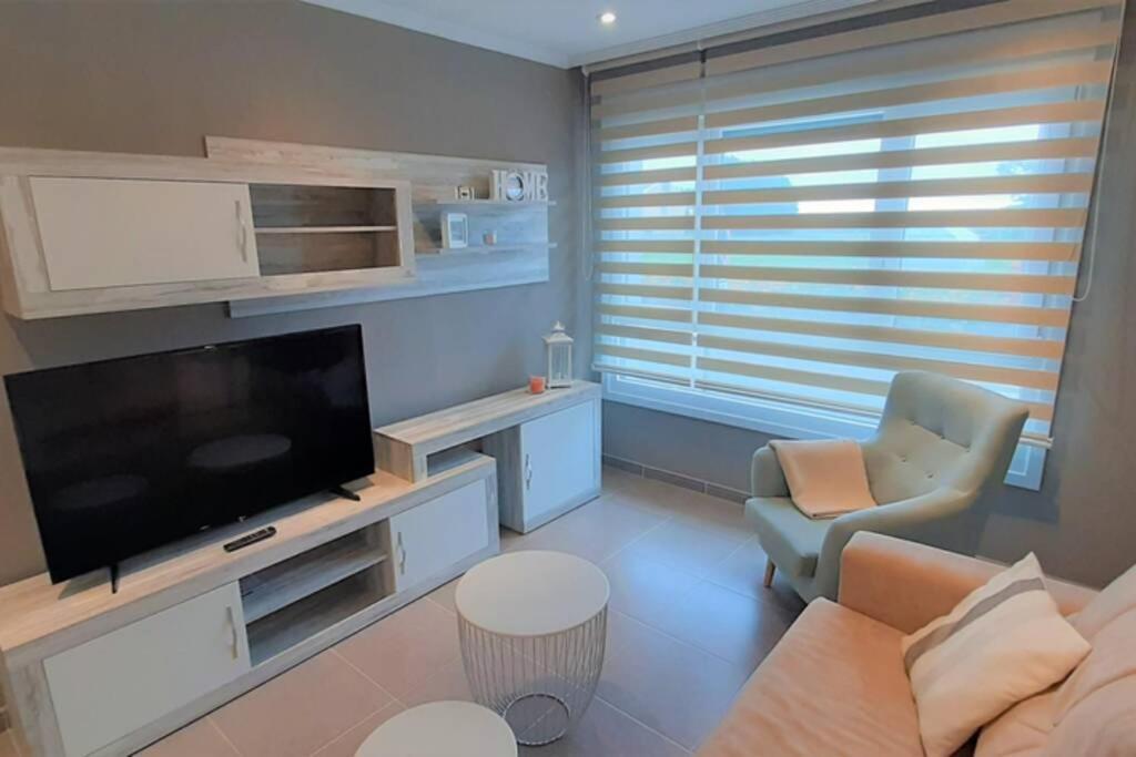Appartamento Apartamento Playa Foz Con Piscina Y Parking 010 Esterno foto